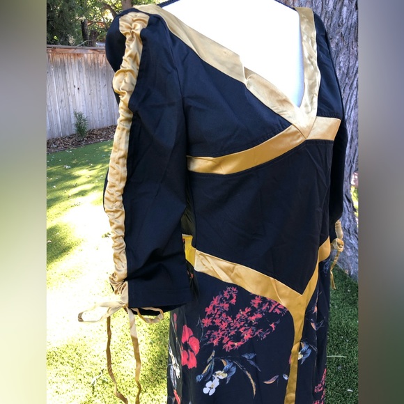 NWT VHNY Vivienne Hu New York Dress Black Gold Floral Colorblock Dress Sz 2 - Picture 5 of 11